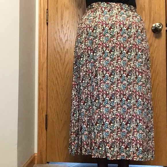 Christopher & Banks multicolor floral button front skirt - Picture 5 of 10